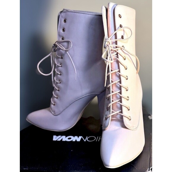 Fashion Nova Queen Of The Game Booties Beige Size 11 Lace-Up High Heel Boots - Picture 1 of 8